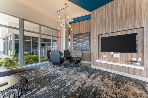 Daytona 2BR | Pool + Free Parking, Pets 55 Dwell