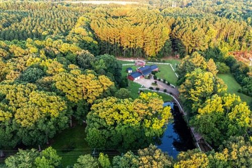 Skippers VA Lakefront 3BR | Dock + Firepit 41 Dwell