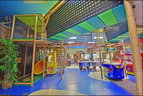 Disney-Area 3BR Home | Pool, Arcade & Tiki Bar 63 Dwell