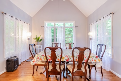 VA Riverfront 4BR | Dock + Kayaks + Games 14 Dwell