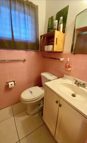 1BR Hollywood Studio – Garden, BBQ & Parking 6 Dwell