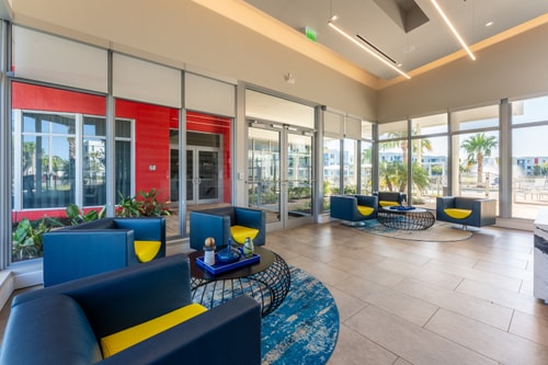 Daytona 2BR | Pool + Free Parking, Pets 53 Dwell