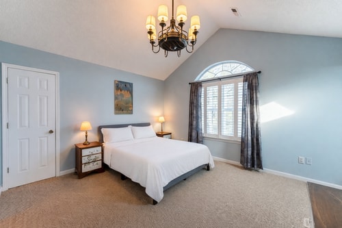 Charming 3-Bed Beach House with bathtub & BBQ 14 Dwell