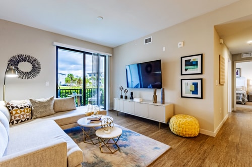 Fort Myers 2BR Condo | Pool + BBQ + Gym 8 Dwell