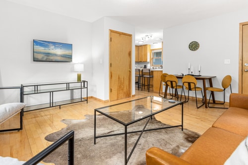 St Paul 6BR | 2 Kitchens + Game Room 16 Dwell