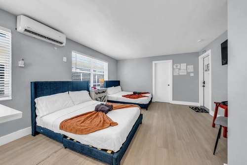 Hollywood Beach 1BR | Steps to Sand Dwell