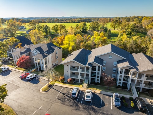 Branson 2BR Retreat | Jacuzzi + Gym + Pools 57 Dwell