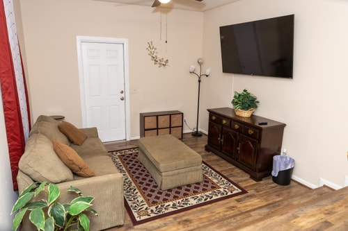 3BR Retreat w/ Game Room, Grill & Fire Pit 3 Dwell