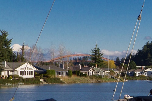 Charming 36ft Yacht | Steps to DTW Anacortes 24 Dwell