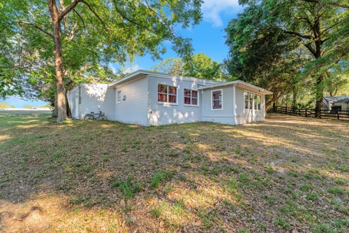 Orlando 3BR | Hot Tub + Parking + Pets 27 Dwell