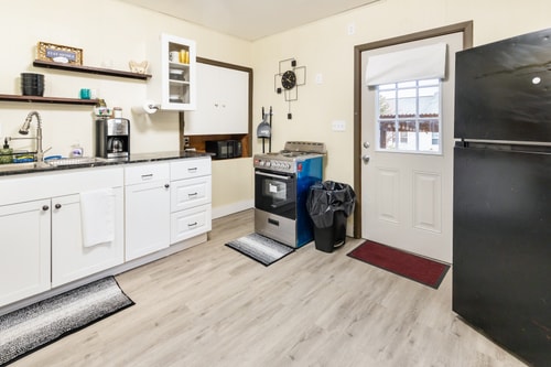 Spacious 2BR Apt • Free Parking • Baden 2 Dwell