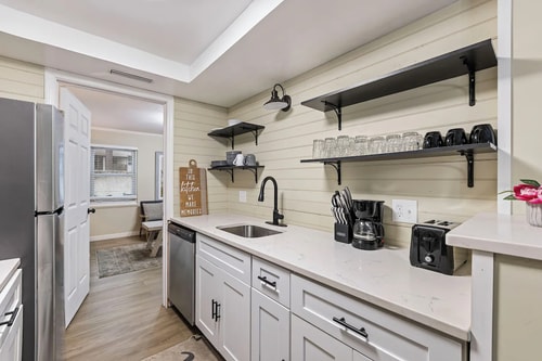 Pet-Friendly Hilton Head 2BR | Pool 5 Dwell