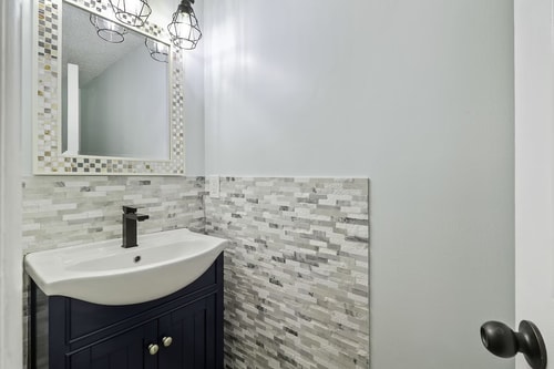 Hilton Head 2BR | Pool Access + Walk to Shops 10 Dwell