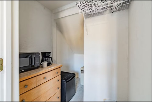 Disney-Area 3BR Home | Pool, Arcade & Tiki Bar 35 Dwell