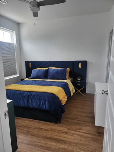 Pet-Friendly Townhouse with Free Parking in TN 11 Dwell