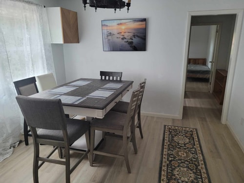 Newport News 4BR | Saltwater Pool & View 6 Dwell