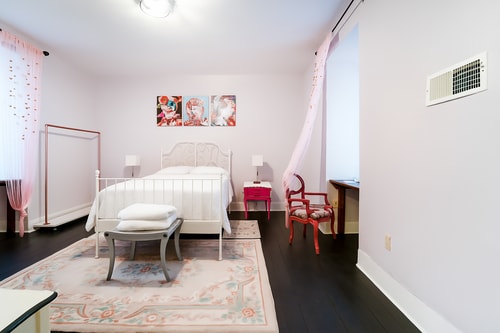 Renovated 4BR | 10 Min to Liberty University 21 Dwell