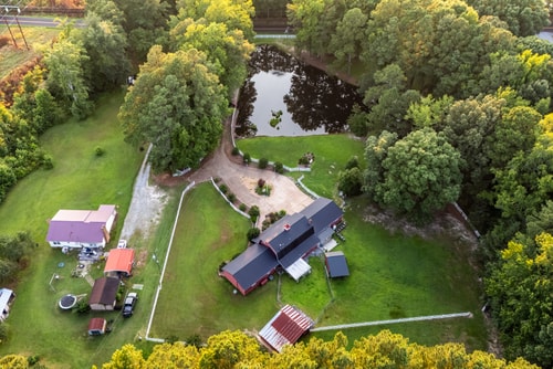 Skippers VA Lakefront 3BR | Dock + Firepit 39 Dwell