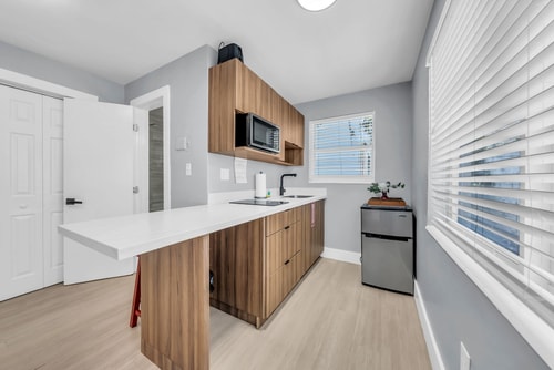 2 Studios Near Dania & Hollywood Beach 7 Dwell