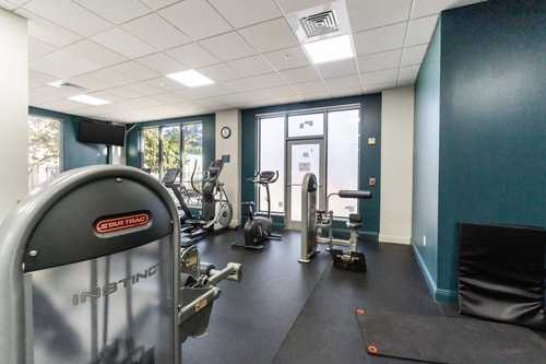 Seaside Penthouse with Pool & Direct Beach Access 37 Dwell