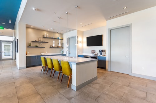 Daytona 2BR | Pool + Free Parking, Pets 4 Dwell