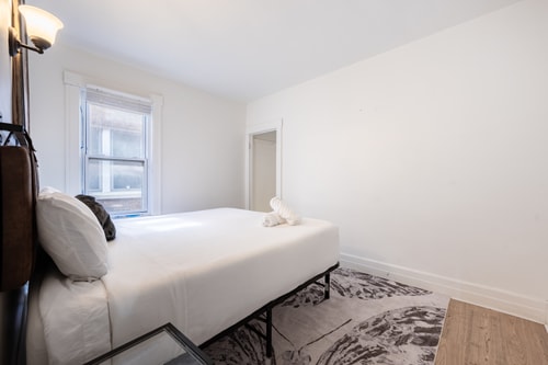 Modern 3BR Detroit Home Near Downtown 28 Dwell