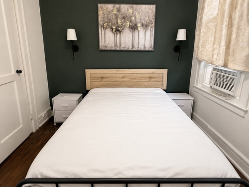 Renovated 3BR Detroit Home | Sleeps 6 7 Dwell