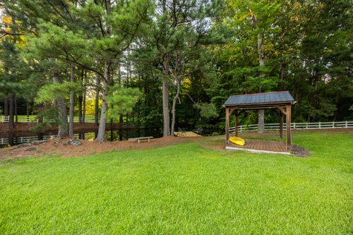 Skippers VA Lakefront 3BR | Dock + Firepit 32 Dwell