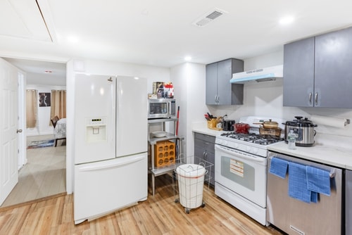 Orange NJ 2BR Duplex | Walk to Train + 2BA 10 Dwell