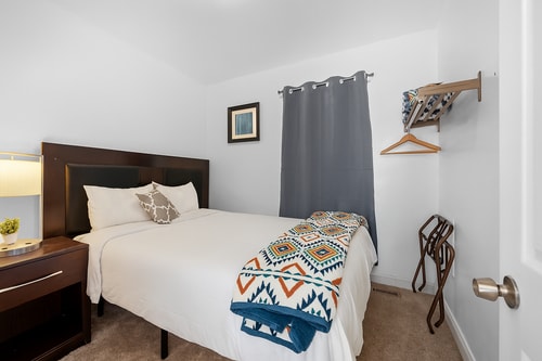 SW Detroit 3BR | 5–10 Min Downtown + Parking 1 Dwell