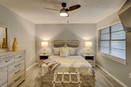 Sea Turtle Mkt 2BR | Pool, Hilton Head 13 Dwell