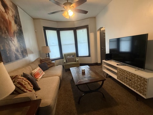 Detroit 3BR Home with Backyard | Sleeps 6 Dwell