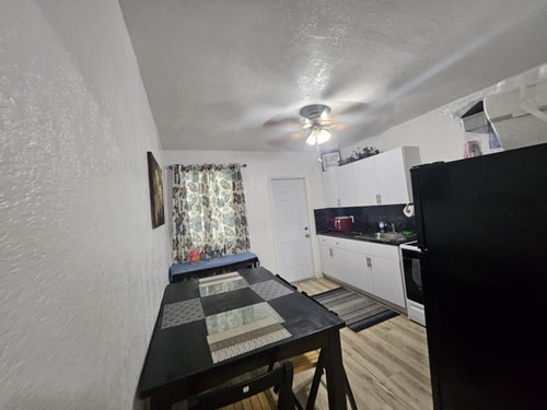 Brickell 2BR Retreat • Patio • Pets OK 12 Dwell