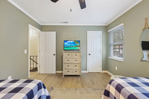 Pet-Friendly Hilton Head 2BR | Pool 25 Dwell