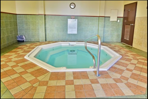 Disney-Area 3BR Home | Pool, Arcade & Tiki Bar 64 Dwell