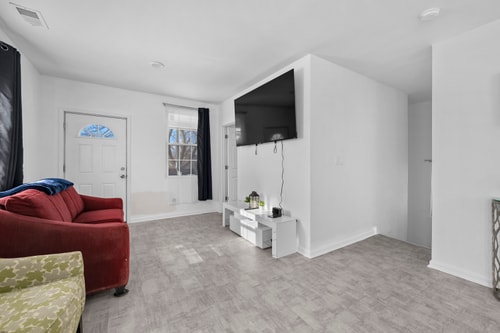 Charming 3-Bedroom Home in Southwest Detroit 7 Dwell