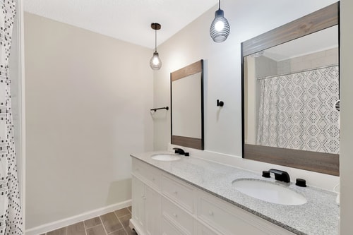 Central Hilton Head 2BR | Pool + Beaches 23 Dwell