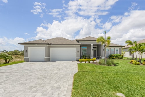 Waterfront 3BR Pool Home in Cape Coral 43 Dwell