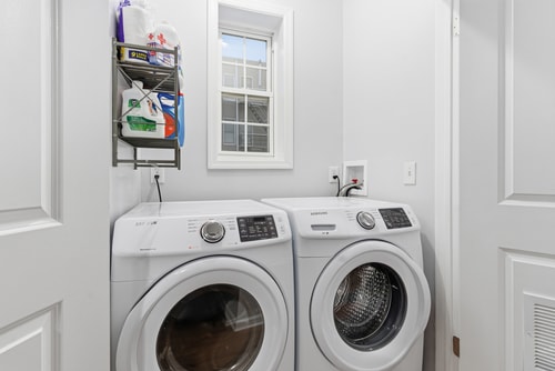 Cozy 2BR Apartment in Jersey City with Smart Lock 37 Dwell