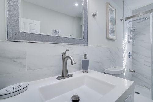 Spacious 4BR Newark Home – Family & Comfort 17 Dwell