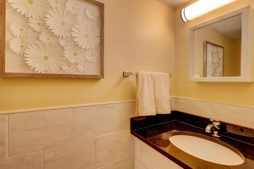 Hilton Head 2BR Townhome | Pool + Beaches 12 Dwell