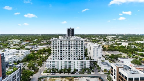 Chic Ft Lauderdale 2BR | Pool + Nightlife 40 Dwell