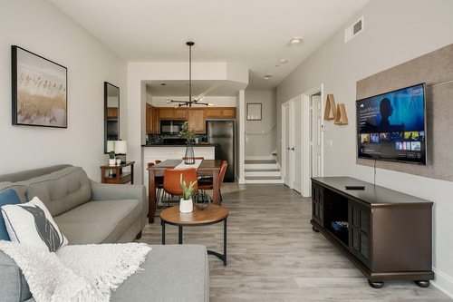 Disney-Area 3BR Townhome | Sleeps 9 | Pool + Gym 6 Dwell