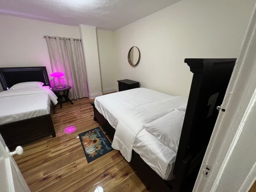 Spacious 3BR Niagara Stay + Backyard 7 Dwell