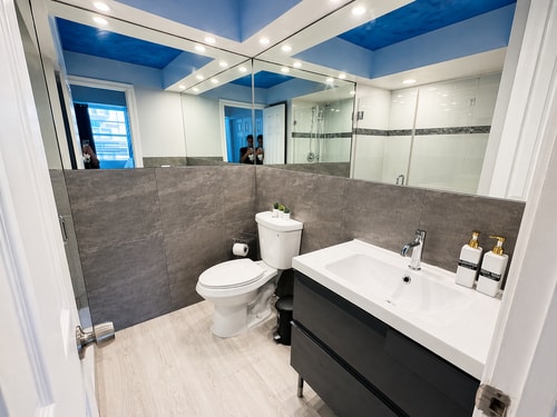 Miami Beach Condo Steps to Ocean Drive – Pets OK 8 Dwell