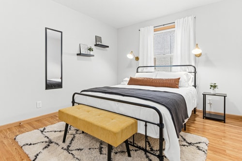 St Paul 6BR | 2 Kitchens + Game Room 24 Dwell