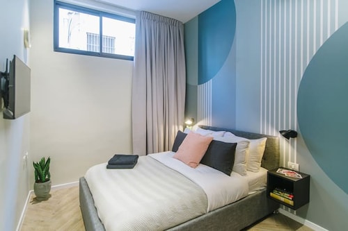 Perfectly located studio - Ben Yehuda Ave!