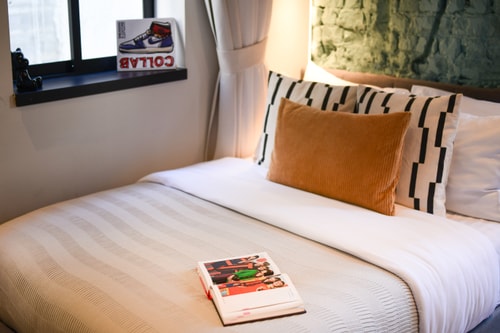 Loginn: Super Studio + Balcony +1min>Beach!