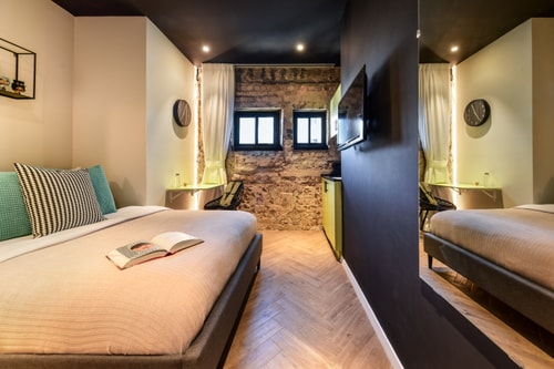 Modern Studio + Kitchen near the Beach!