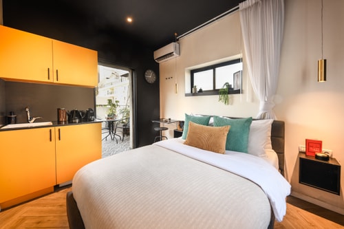 NEW Private Rooftop Studio -By The Beach!